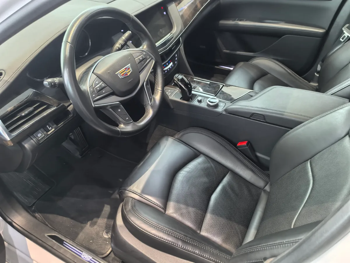 2022 Cadillac CT6 2.0T 237HP L4 10AT,autocango,china used car exporter,china ev exporter,chinese used car exporter,chinese used ev exporter