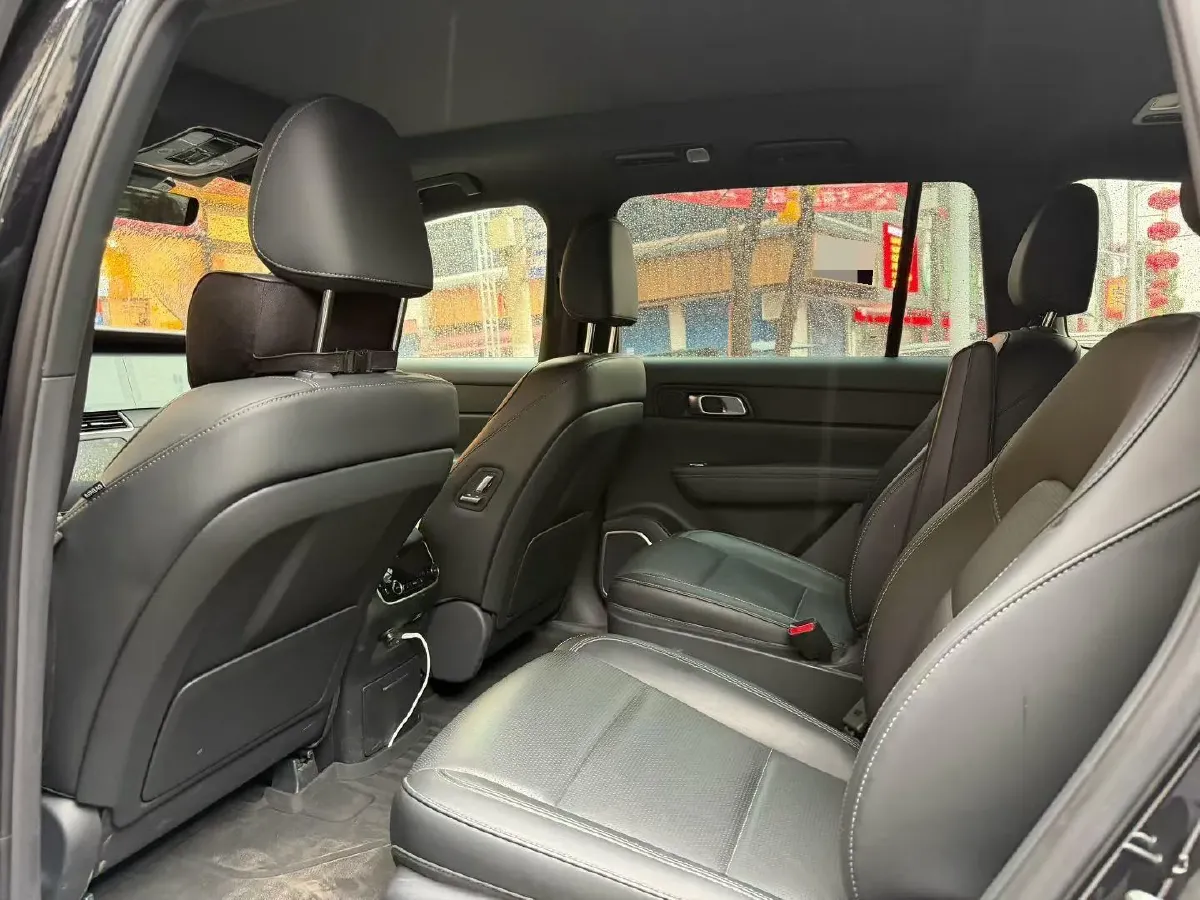 2021 Li ONE Range Extended 131HP REEV 40.5KWH,autocango,china used car exporter,china ev exporter,chinese used car exporter,chinese used ev exporter