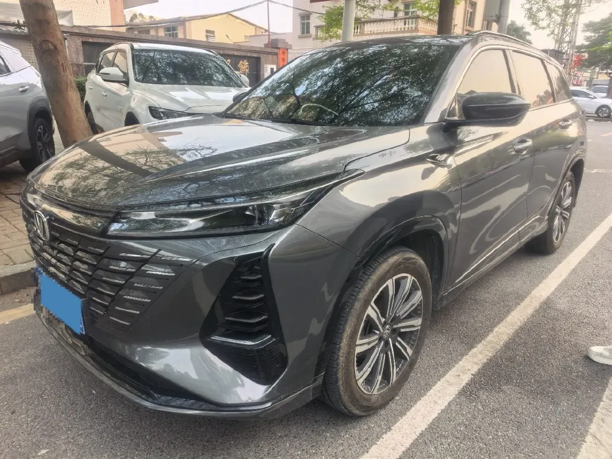 2024 ChangAn CS75 Plus 1.5T 188HP L4 8AT,autocango,china used car exporter,china ev exporter,chinese used car exporter,chinese used ev exporter