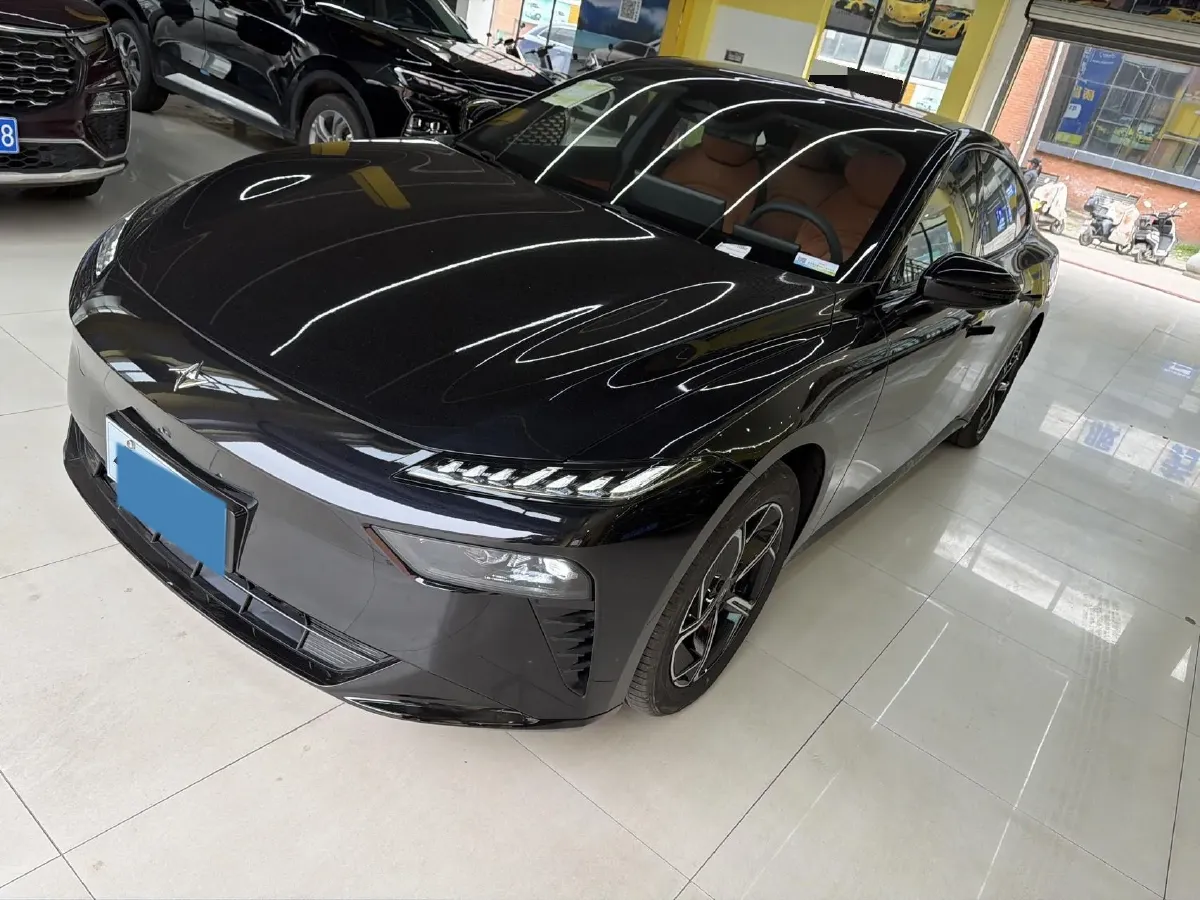 2024 DongFeng eπ eπ007 REEV 105HP REEV 28.4KWH,autocango,china used car exporter,china ev exporter,chinese used car exporter,chinese used ev exporter