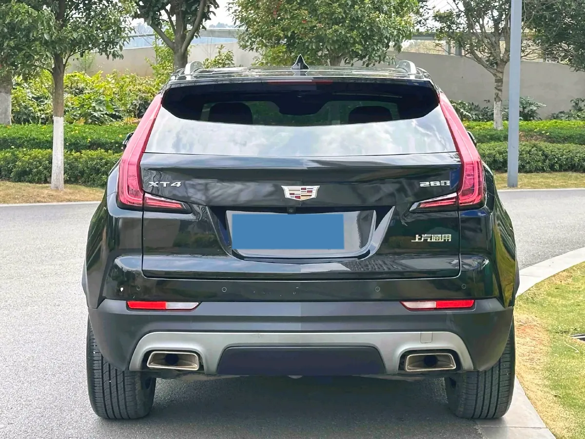 2021 Cadillac XT4 2.0T 237HP L4 9AT,autocango,china used car exporter,china ev exporter,chinese used car exporter,chinese used ev exporter