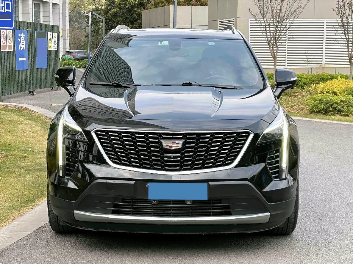 2021 Cadillac XT4 2.0T 237HP L4 9AT,autocango,china used car exporter,china ev exporter,chinese used car exporter,chinese used ev exporter