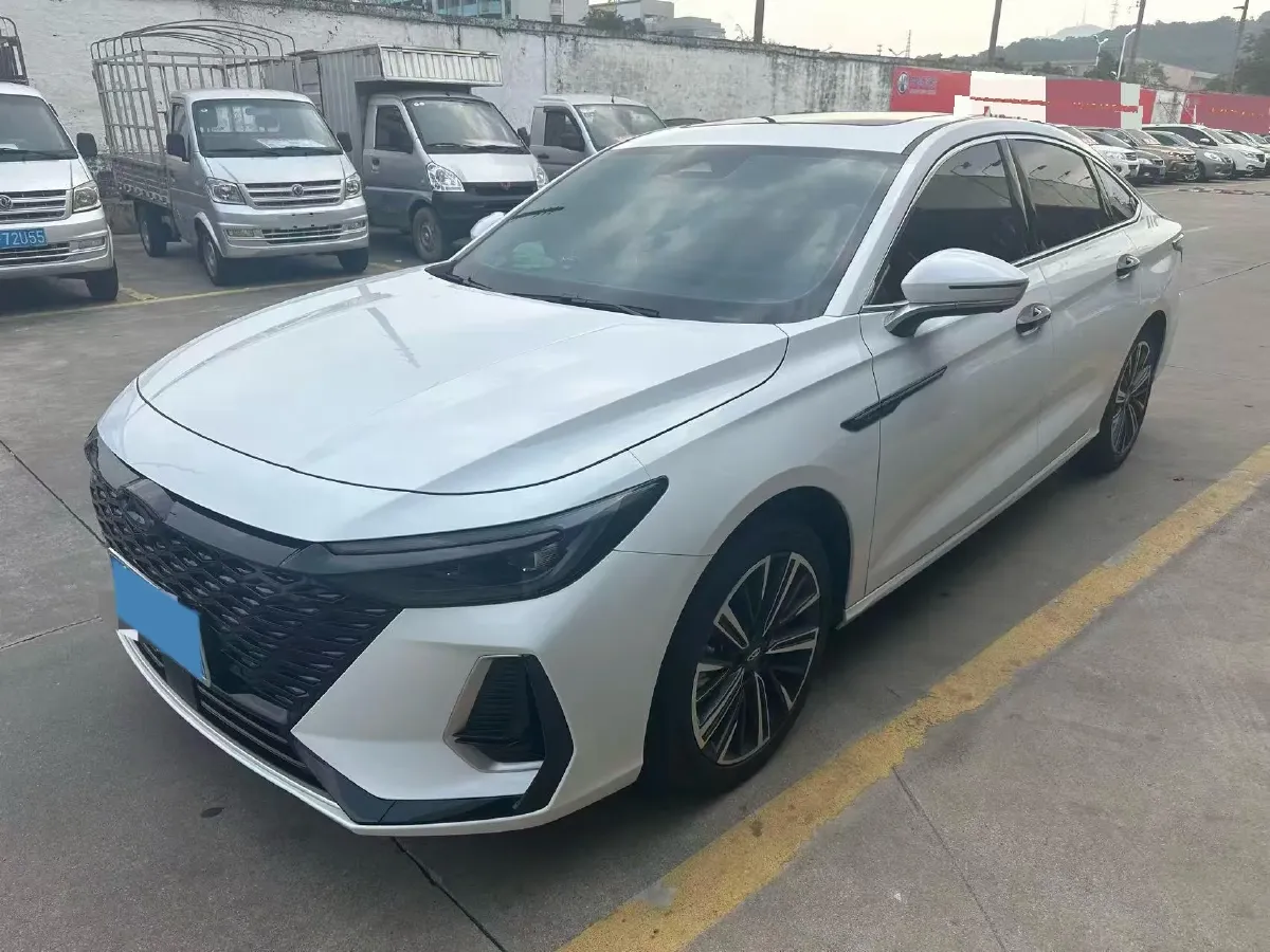 2025 Chery Arrizo 8 1.6T 197HP L4 7DCT,autocango,china used car exporter,china ev exporter,chinese used car exporter,chinese used ev exporter
