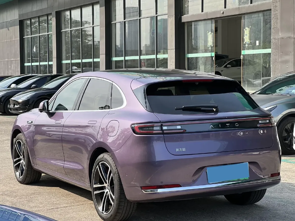 2025 AITO AITO M5 1.5T 152HP L4 REEV 42KWH,autocango,china used car exporter,china ev exporter,chinese used car exporter,chinese used ev exporter