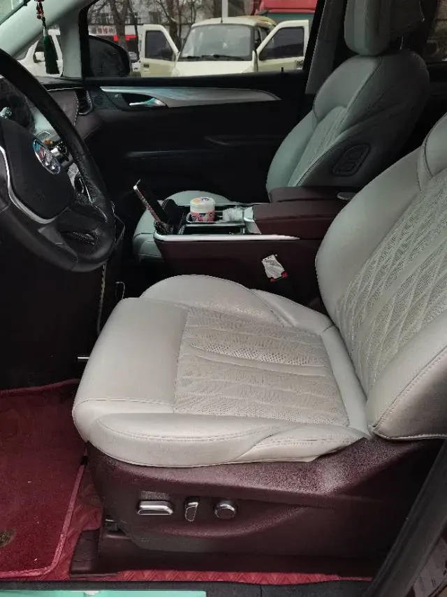 2022 Buick GL8 2.0T 237HP L4 9AT,autocango,china used car exporter,china ev exporter,chinese used car exporter,chinese used ev exporter