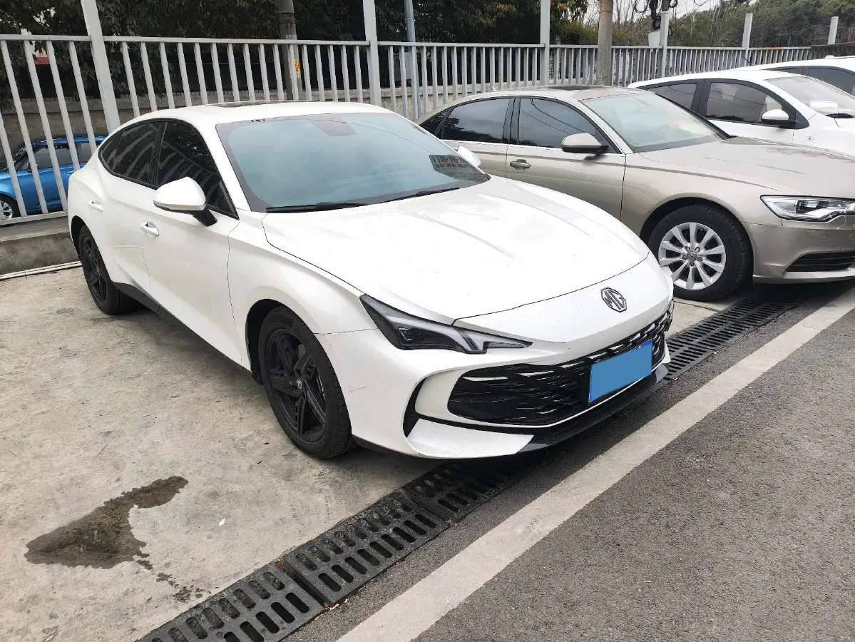 2023 MG 7 1.5T 188HP L4 7DCT,autocango,china used car exporter,china ev exporter,chinese used car exporter,chinese used ev exporter