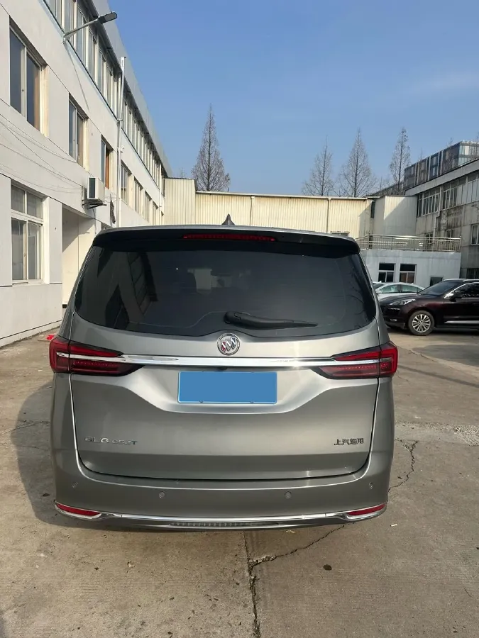 2023 Buick GL8 2.0T 237HP L4 9AT,autocango,china used car exporter,china ev exporter,chinese used car exporter,chinese used ev exporter