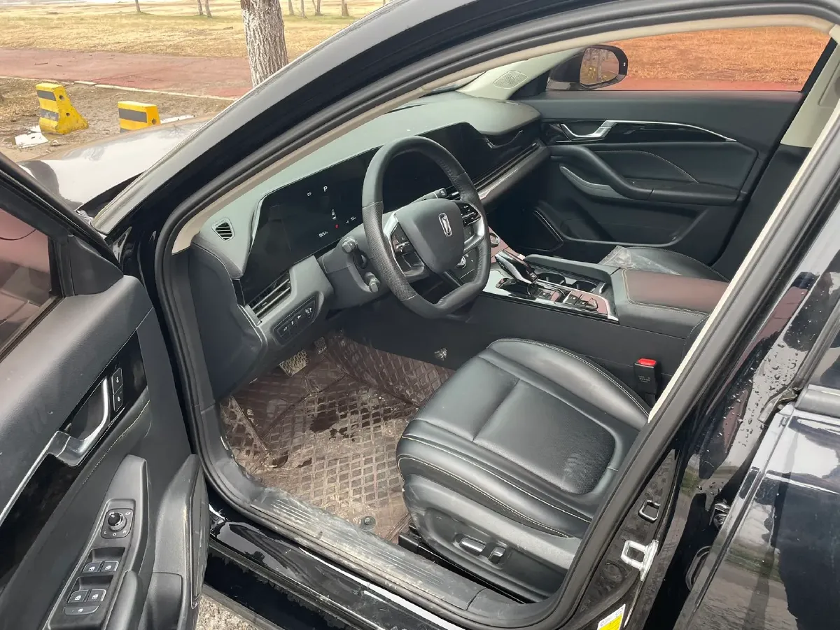 2023 Bestune B70 1.5T 169HP L4 7DCT,autocango,china used car exporter,china ev exporter,chinese used car exporter,chinese used ev exporter