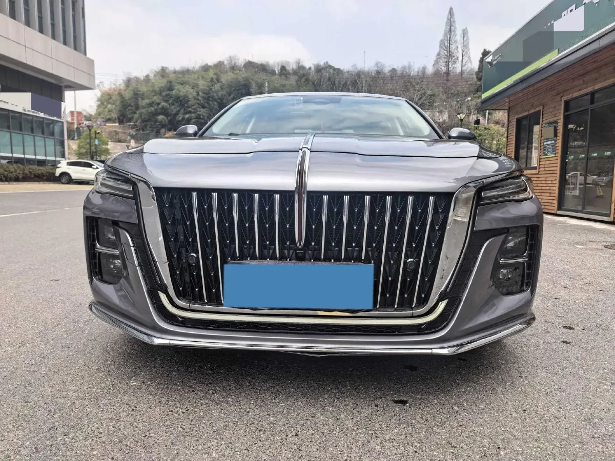 2023 HongQi H5 2.0T 224HP L4 8AT,autocango,china used car exporter,china ev exporter,chinese used car exporter,chinese used ev exporter