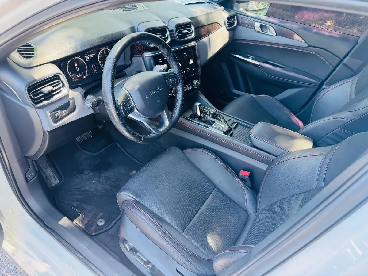 2019 LYNK&CO 03 2.0T 190HP L4 6AT,autocango,china used car exporter,china ev exporter,chinese used car exporter,chinese used ev exporter