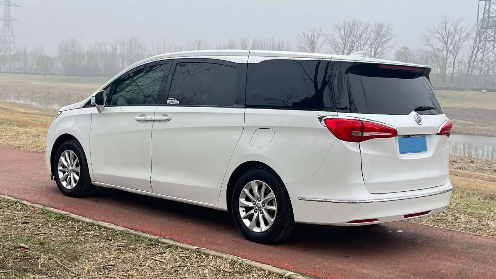 2018 Buick GL8 2.0T 260HP L4 6AT,autocango,china used car exporter,china ev exporter,chinese used car exporter,chinese used ev exporter