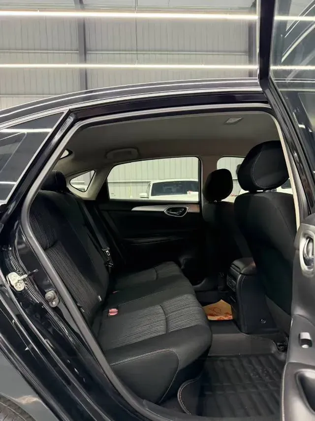 2022 Nissan Sylphy 1.6L 122HP L4 CVT,autocango,china used car exporter,china ev exporter,chinese used car exporter,chinese used ev exporter