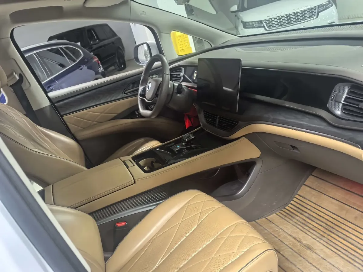 2022 HongQi HS7 3.0T 337HP V6 8AT,autocango,china used car exporter,china ev exporter,chinese used car exporter,chinese used ev exporter