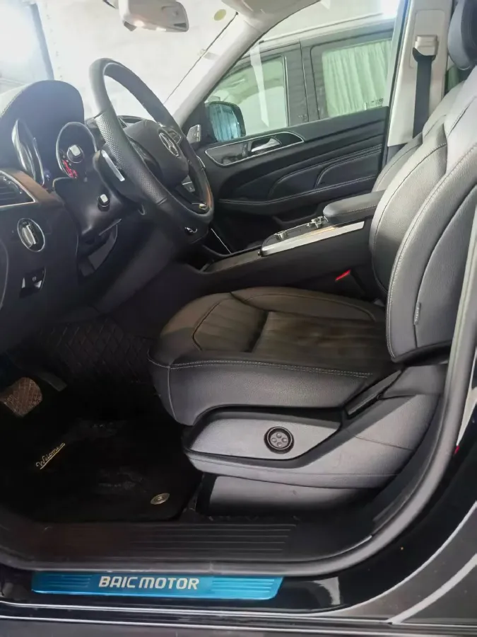 2021 Beijing BJ90 4.0T 422HP V8 9AT,autocango,china used car exporter,china ev exporter,chinese used car exporter,chinese used ev exporter