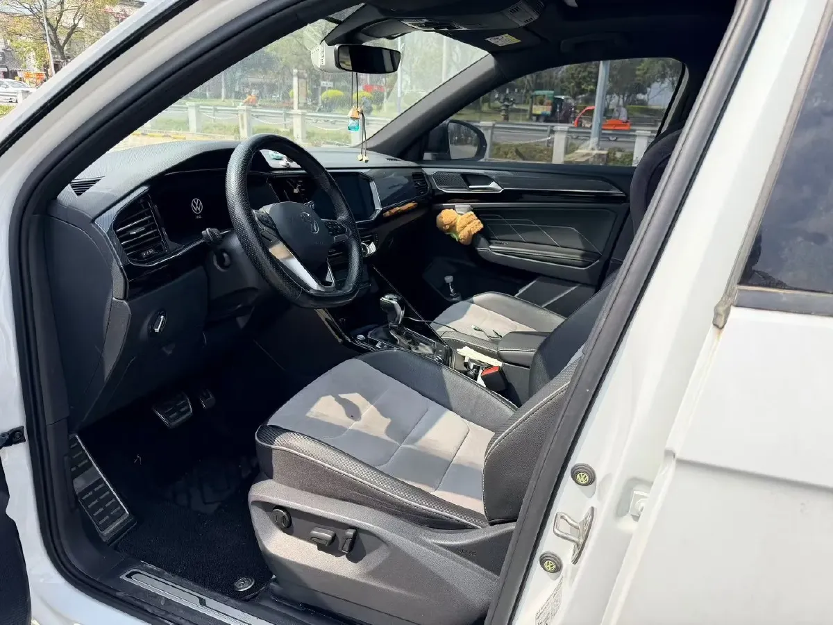 2020 Volkswagen Tayron X 2.0T 220HP L4 7DCT,autocango,china used car exporter,china ev exporter,chinese used car exporter,chinese used ev exporter