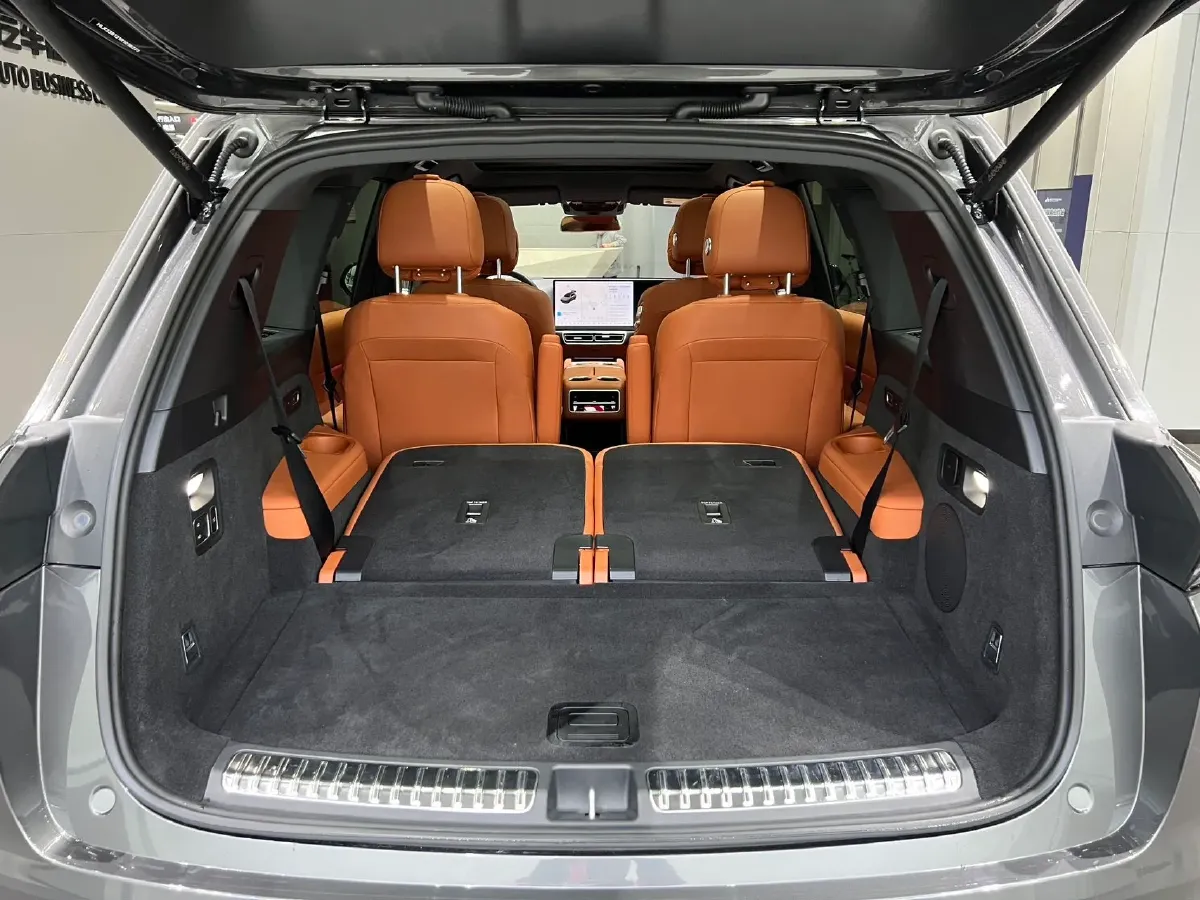 2023 Li L8 Range Extended 154HP REEV 40.9KWH,autocango,china used car exporter,china ev exporter,chinese used car exporter,chinese used ev exporter