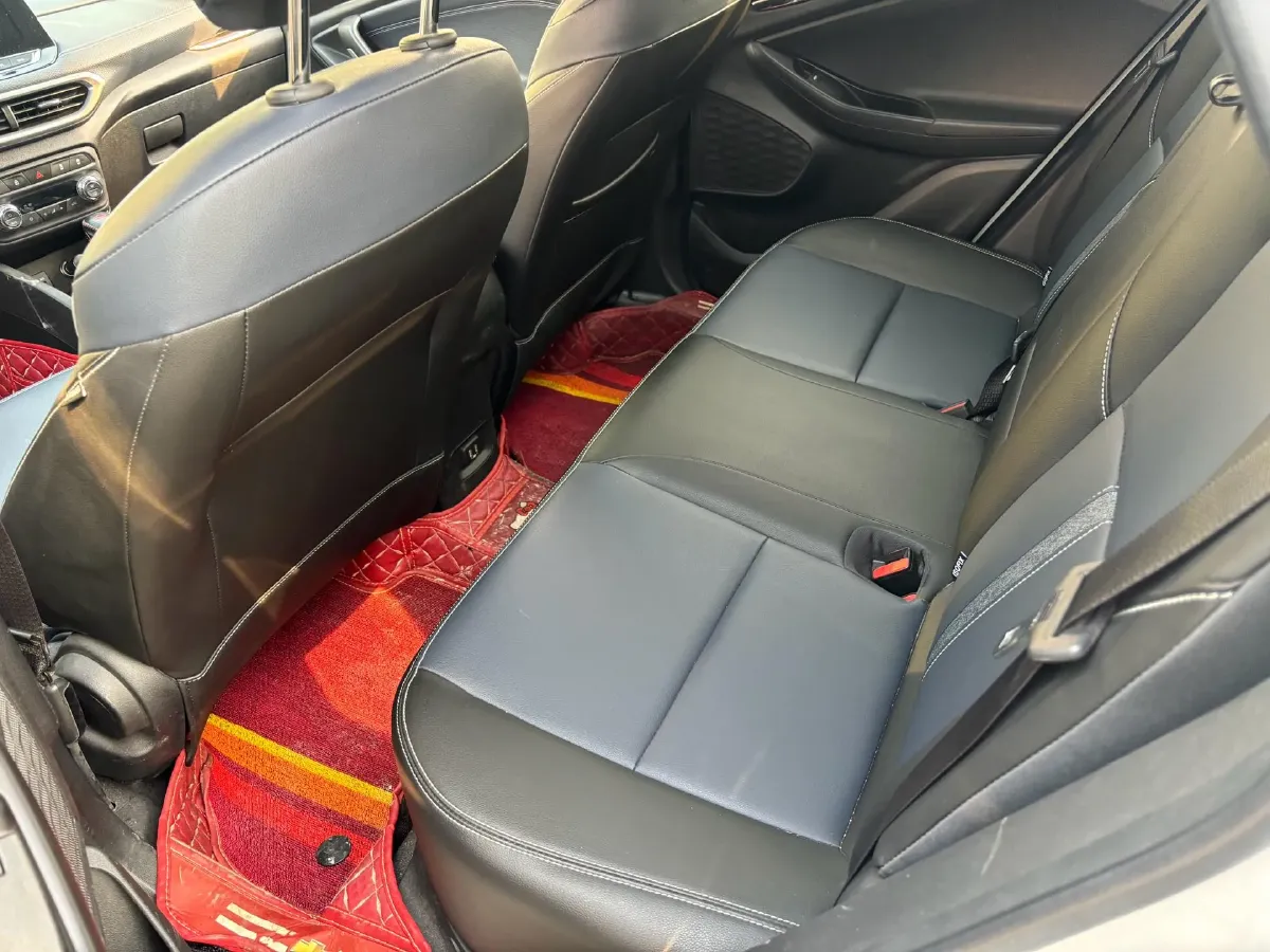 2021 Chevrolet Trax 1.0T 125HP L3 6AT,autocango,china used car exporter,china ev exporter,chinese used car exporter,chinese used ev exporter