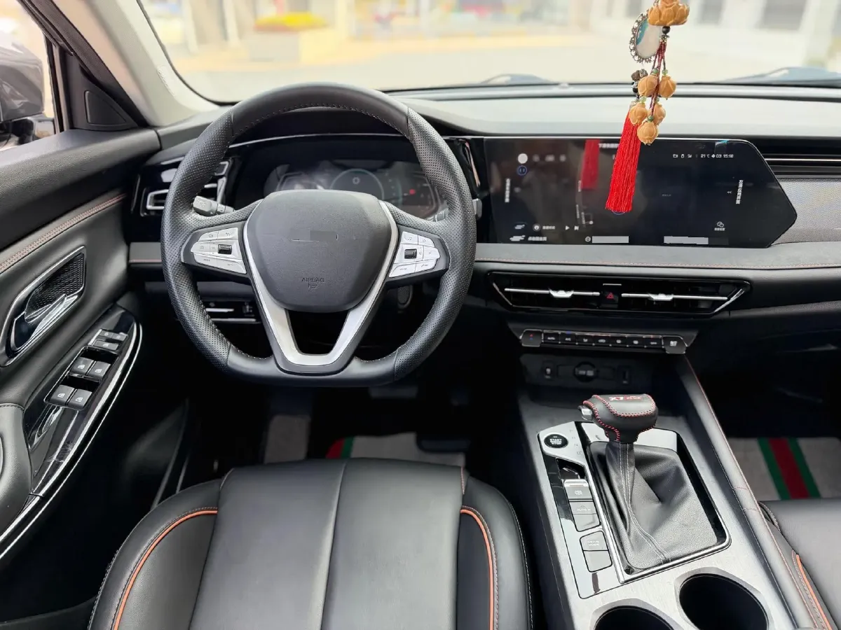 2022 ChangAn Oshan X7 Plus 1.5T 188HP L4 7DCT,autocango,china used car exporter,china ev exporter,chinese used car exporter,chinese used ev exporter