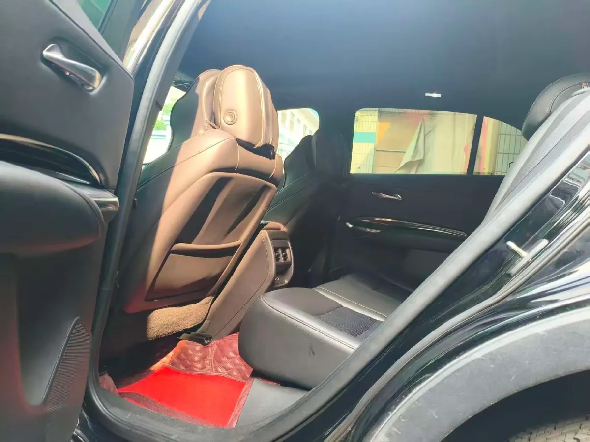 2021 Cadillac XT4 2.0T 237HP L4 9AT,autocango,china used car exporter,china ev exporter,chinese used car exporter,chinese used ev exporter