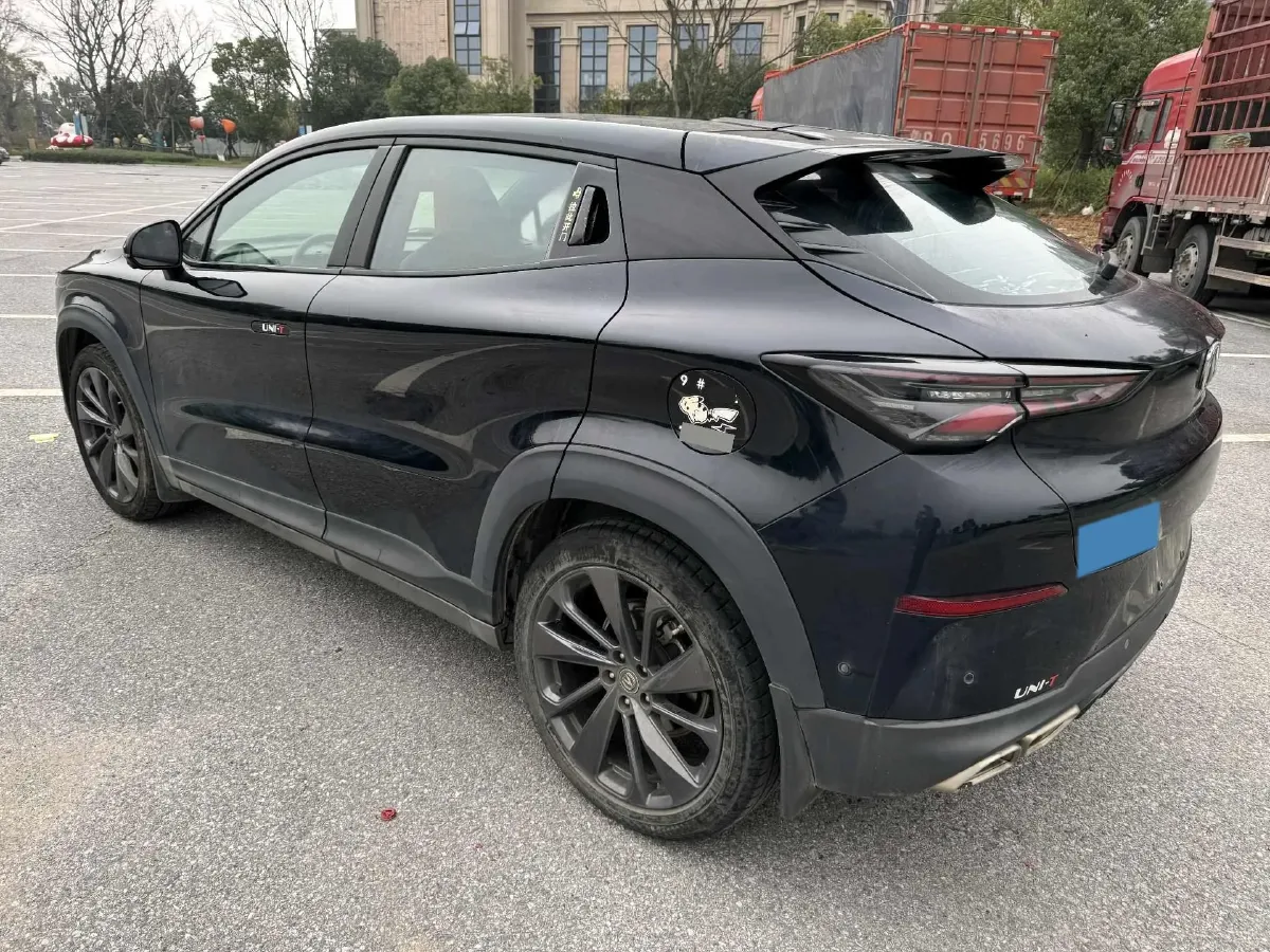 2020 ChangAn UNI-T 1.5T 180HP L4 7DCT,autocango,china used car exporter,china ev exporter,chinese used car exporter,chinese used ev exporter