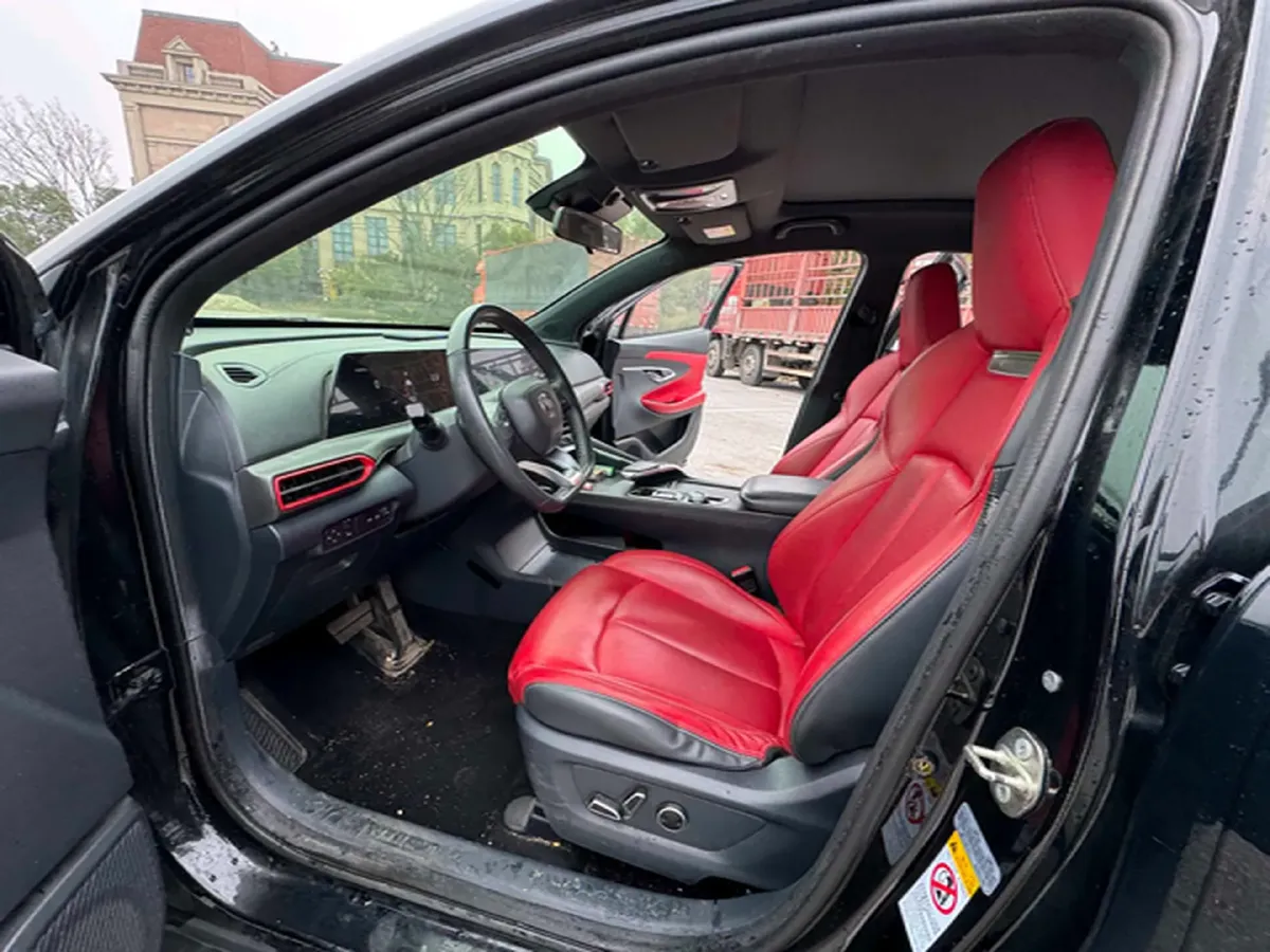 2020 ChangAn UNI-T 1.5T 180HP L4 7DCT,autocango,china used car exporter,china ev exporter,chinese used car exporter,chinese used ev exporter