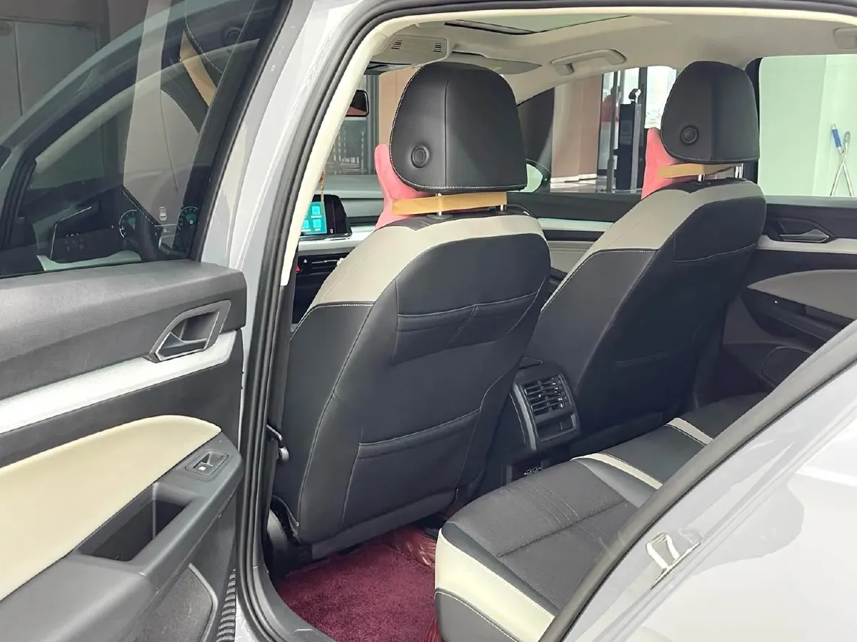 2023 Volkswagen Golf 1.4T 150HP L4 7DCT,autocango,china used car exporter,china ev exporter,chinese used car exporter,chinese used ev exporter