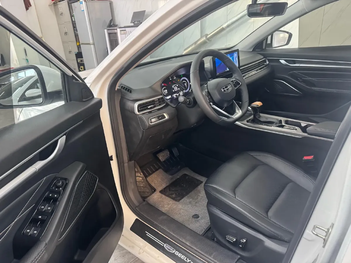 2022 Geely Emgrand 1.5L 114HP L4 CVT,autocango,china used car exporter,china ev exporter,chinese used car exporter,chinese used ev exporter