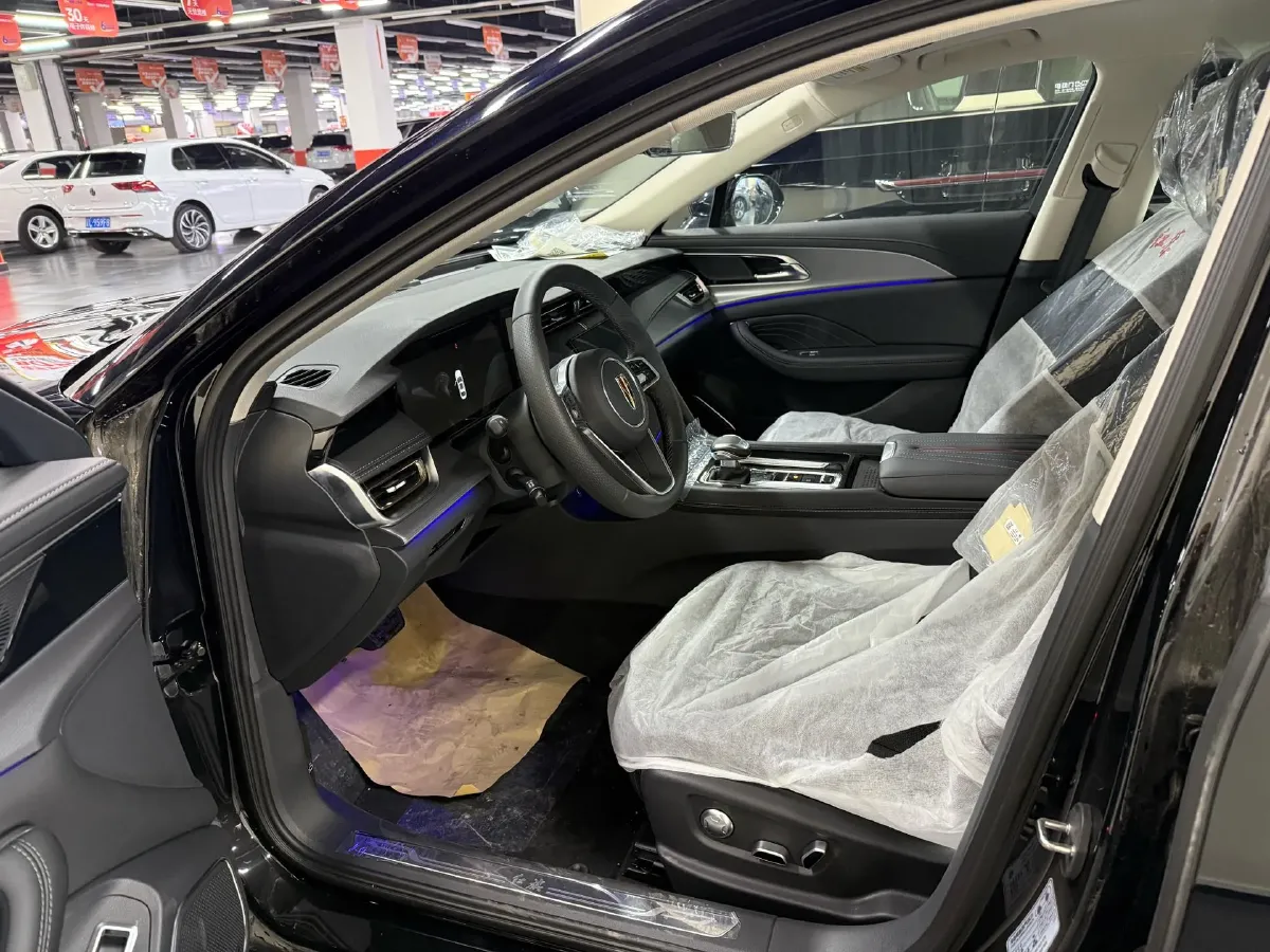 2024 HongQi H5 2.0T 224HP L4 8AT,autocango,china used car exporter,china ev exporter,chinese used car exporter,chinese used ev exporter