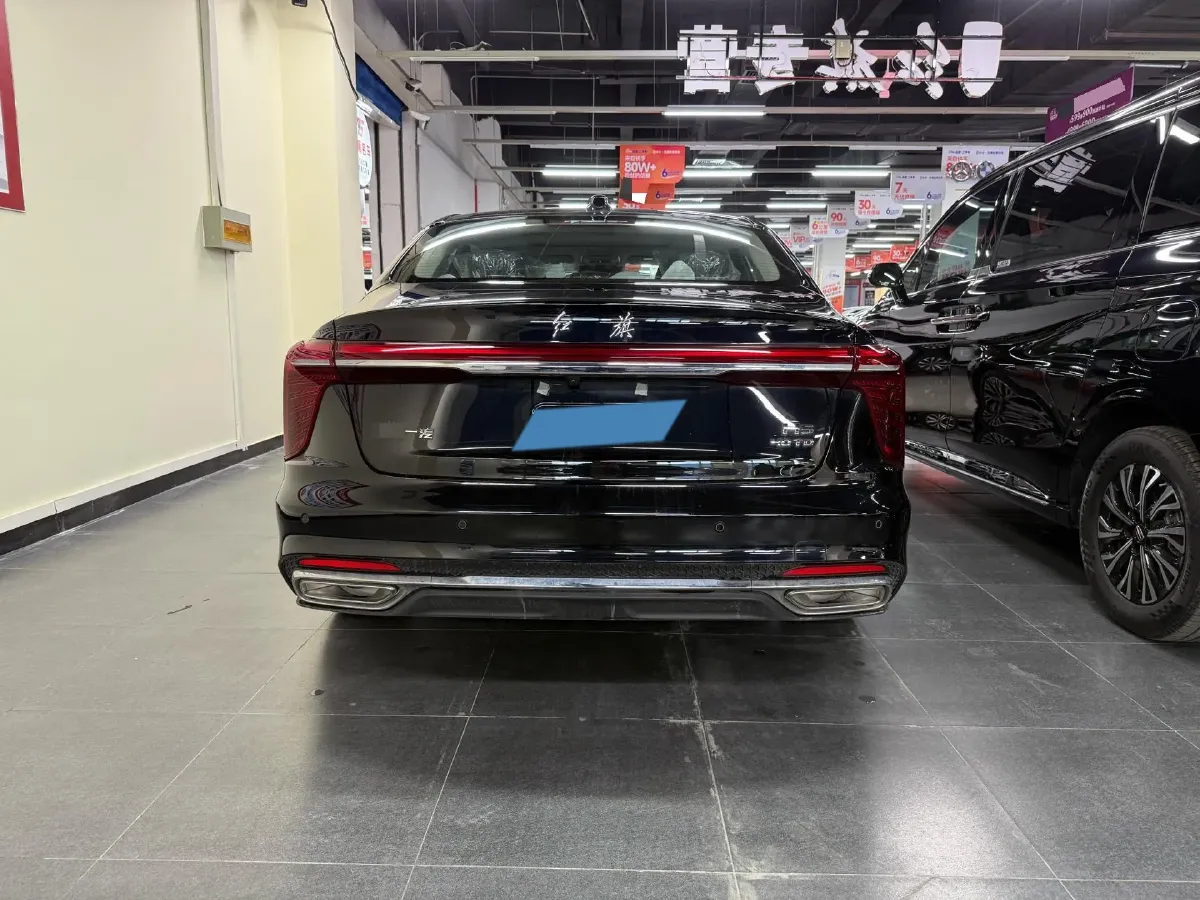 2024 HongQi H5 2.0T 224HP L4 8AT,autocango,china used car exporter,china ev exporter,chinese used car exporter,chinese used ev exporter
