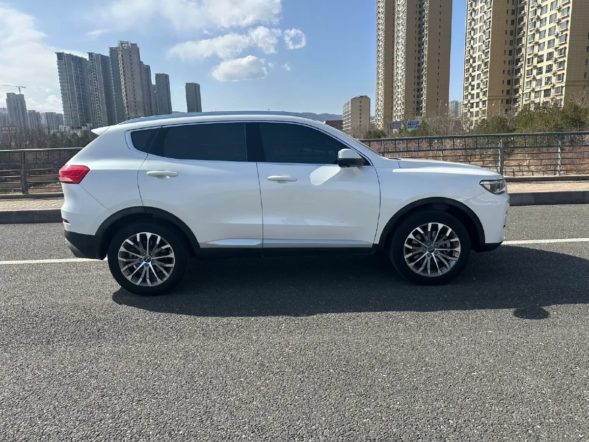 2020 Haval H6 1.5T 169HP L4 7DCT,autocango,china used car exporter,china ev exporter,chinese used car exporter,chinese used ev exporter