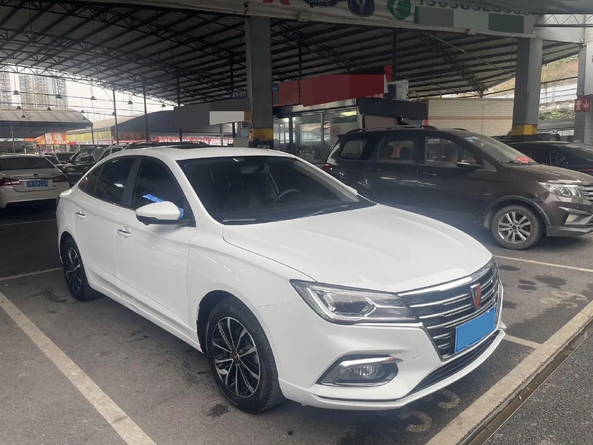 2021 Roewe i5 1.5L 120HP L4 CVT,autocango,china used car exporter,china ev exporter,chinese used car exporter,chinese used ev exporter