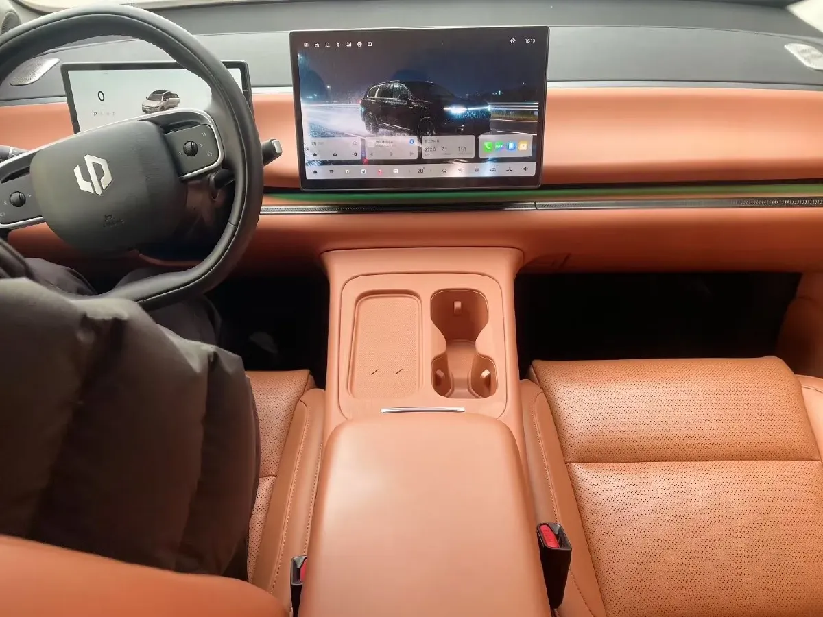 2024 Leapmotor C10 1.5L 95HP L4 REEV 28.4KWH,autocango,china used car exporter,china ev exporter,chinese used car exporter,chinese used ev exporter