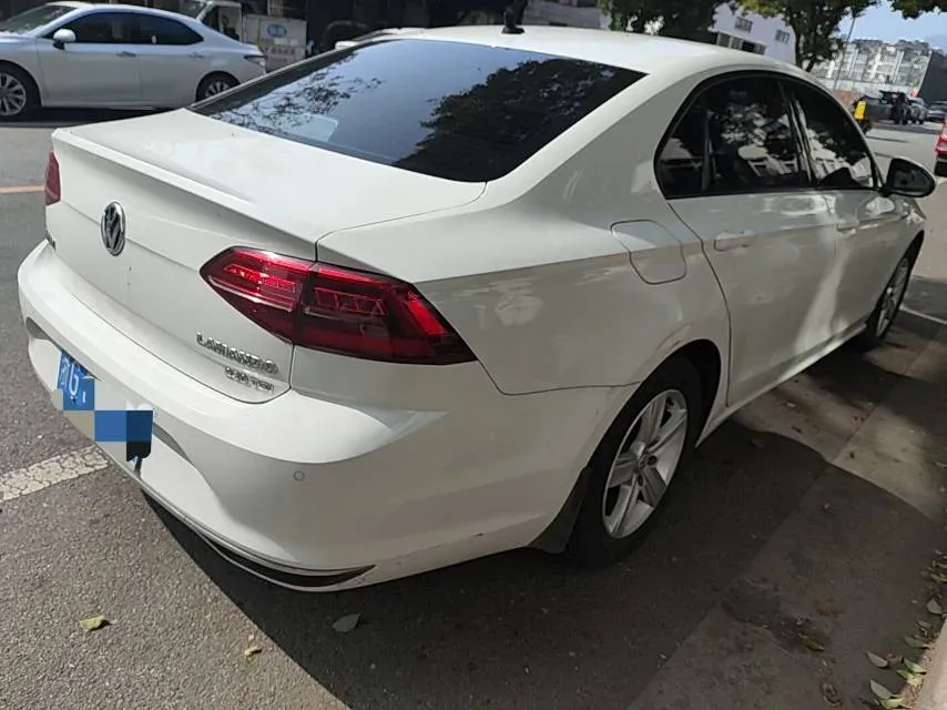 2019 Volkswagen T-Cross 1.4T 150HP L4 7DCT,autocango,china used car exporter,china ev exporter,chinese used car exporter,chinese used ev exporter