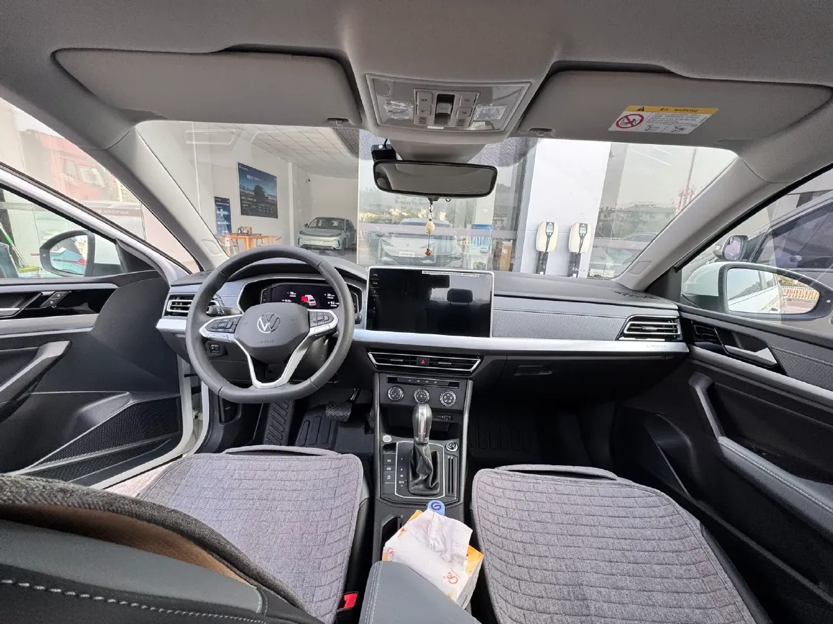 2024 Volkswagen Lavida 1.5L 110HP L4 6AT,autocango,china used car exporter,china ev exporter,chinese used car exporter,chinese used ev exporter