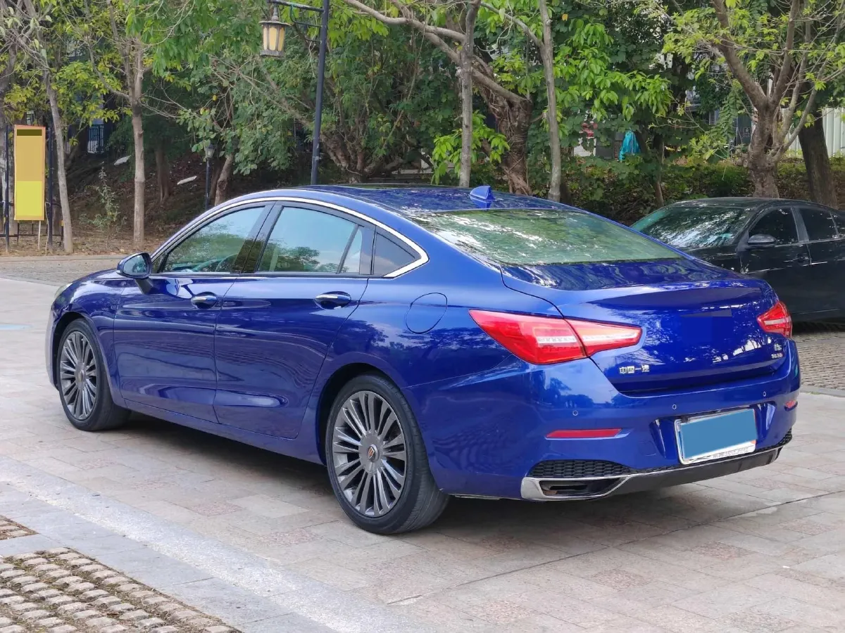 2020 HongQi H5 1.8T 197HP L4 6AT,autocango,china used car exporter,china ev exporter,chinese used car exporter,chinese used ev exporter