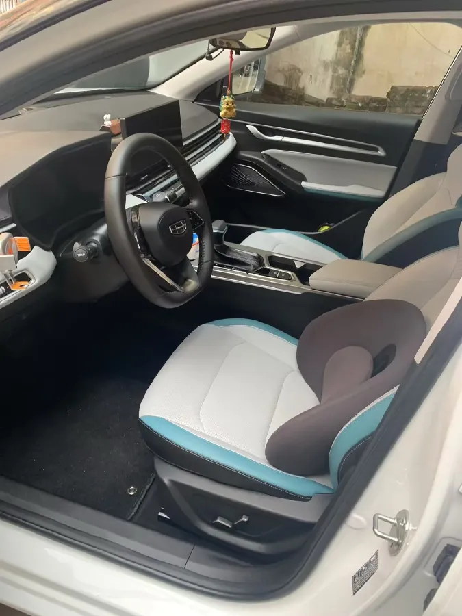 2023 Geely Emgrand 1.5L 127HP L4 CVT,autocango,china used car exporter,china ev exporter,chinese used car exporter,chinese used ev exporter