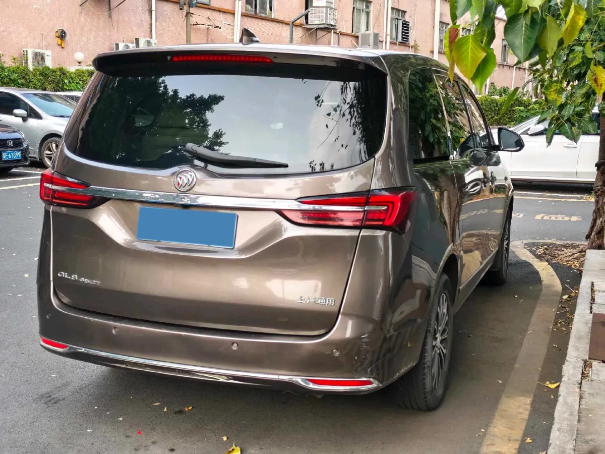 2021 Buick GL8 2.0T 237HP L4 9AT,autocango,china used car exporter,china ev exporter,chinese used car exporter,chinese used ev exporter