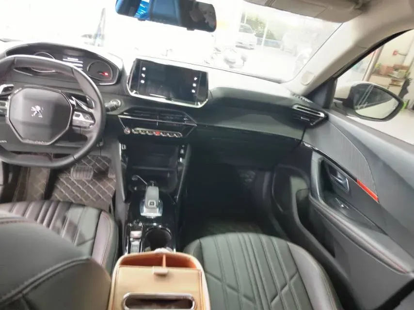2020 Peugeot 2008 1.2T 136HP L3 6DCT,autocango,china used car exporter,china ev exporter,chinese used car exporter,chinese used ev exporter