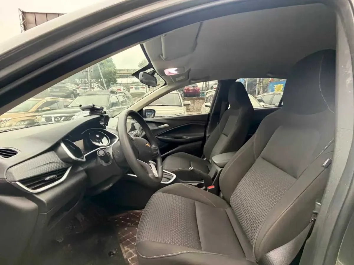 2021 Chevrolet Cavalier 1.0T 125HP L3 6AT,autocango,china used car exporter,china ev exporter,chinese used car exporter,chinese used ev exporter