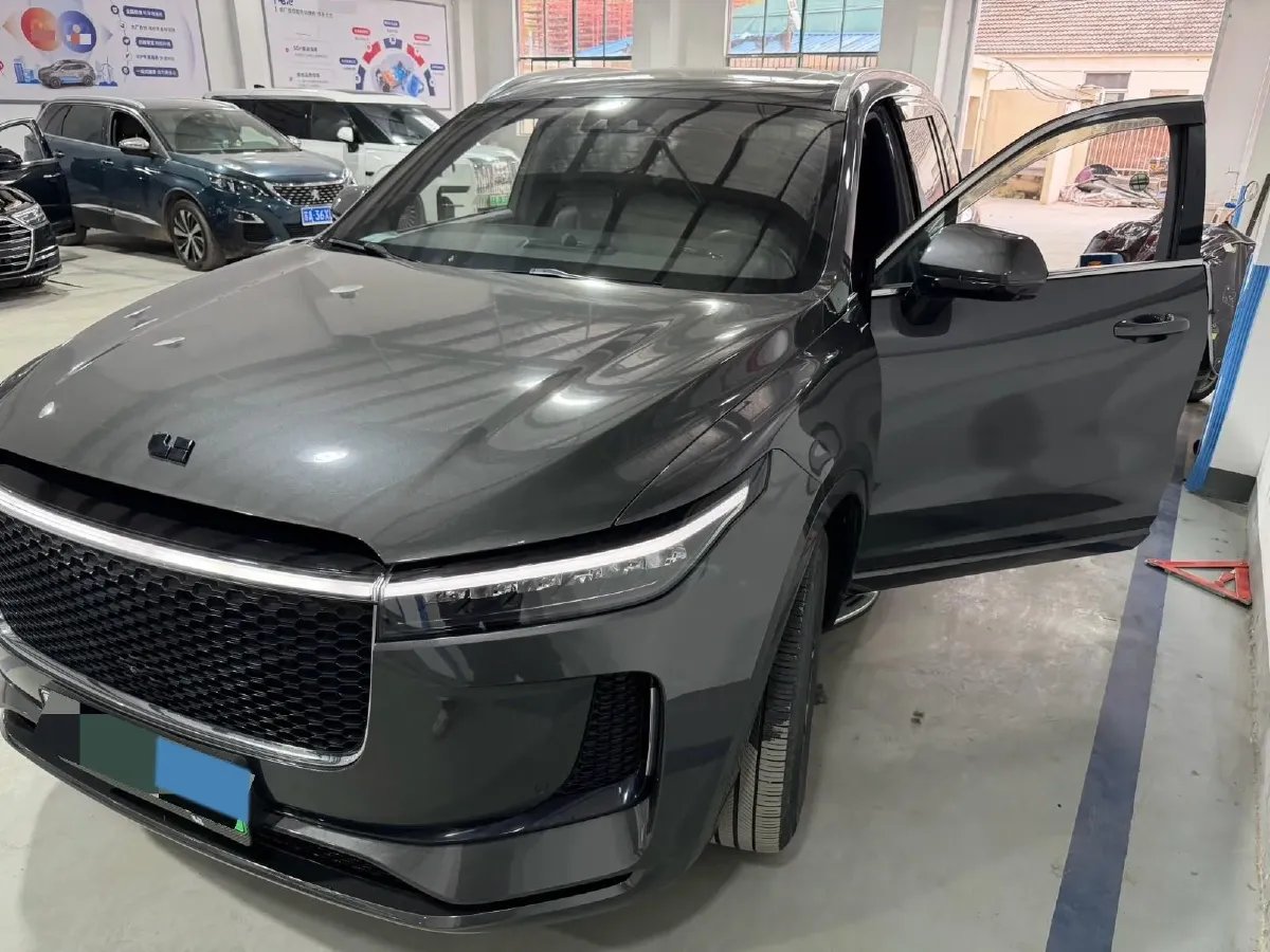 2020 Li ONE Range Extended 131HP REEV 40.5KWH,autocango,china used car exporter,china ev exporter,chinese used car exporter,chinese used ev exporter
