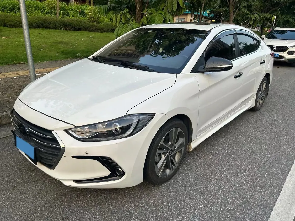 2016 Hyundai Elantra 1.6L 130HP L4 6AT,autocango,china used car exporter,china ev exporter,chinese used car exporter,chinese used ev exporter