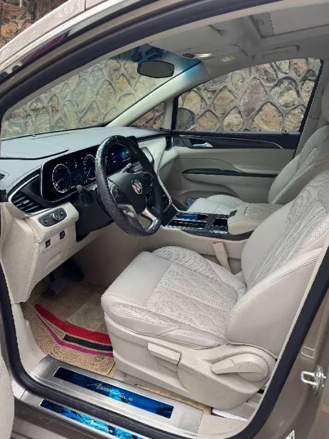 2022 Buick GL8 2.0T 237HP L4 9AT,autocango,china used car exporter,china ev exporter,chinese used car exporter,chinese used ev exporter