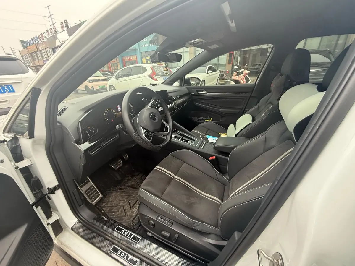 2023 Volkswagen Golf 1.4T 150HP L4 7DCT,autocango,china used car exporter,china ev exporter,chinese used car exporter,chinese used ev exporter