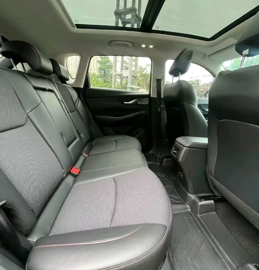 2023 ChangAn CS35 Plus 1.4T 160HP L4 7DCT,autocango,china used car exporter,china ev exporter,chinese used car exporter,chinese used ev exporter