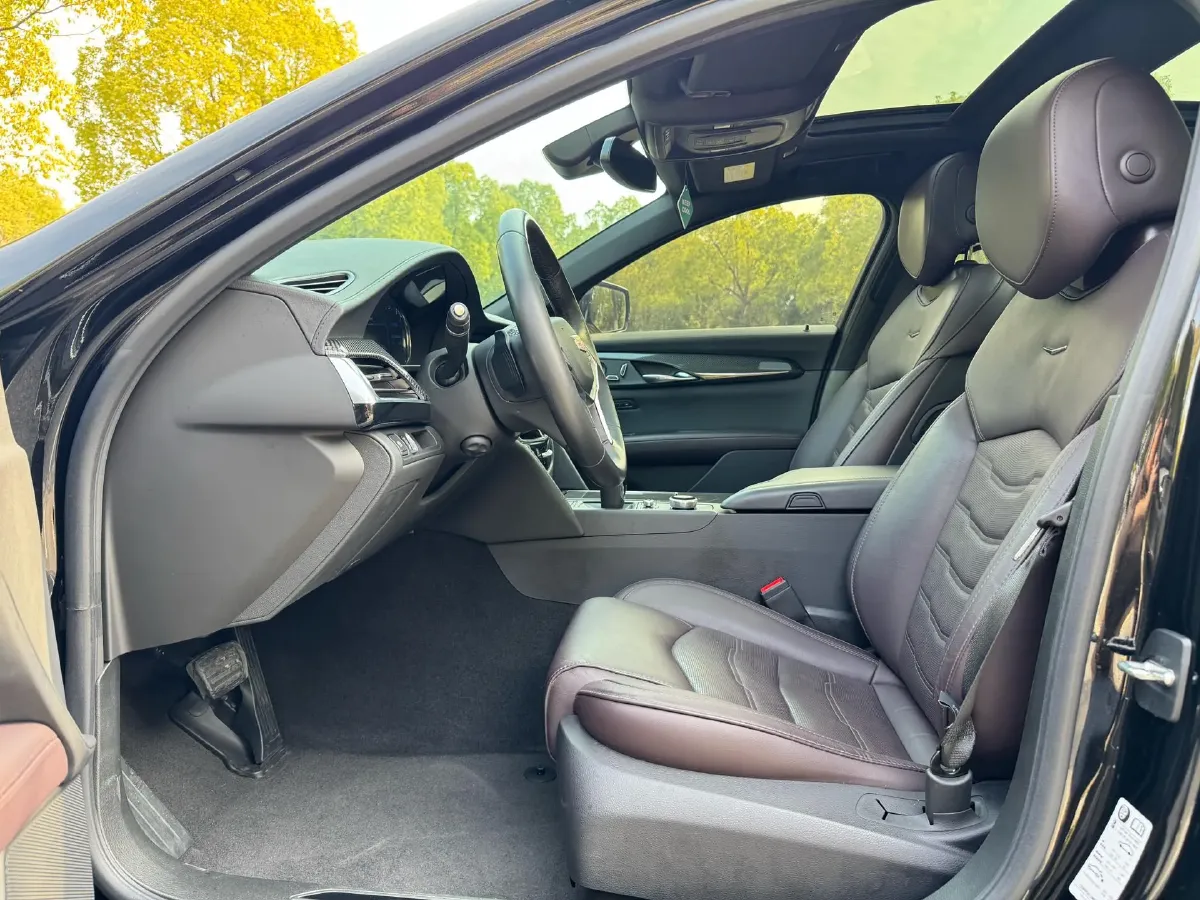 2022 Cadillac CT6 2.0T 237HP L4 10AT,autocango,china used car exporter,china ev exporter,chinese used car exporter,chinese used ev exporter