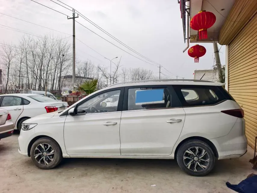 2018 BaoJun 530 1.5T 150HP L4 6MT,autocango,china used car exporter,china ev exporter,chinese used car exporter,chinese used ev exporter