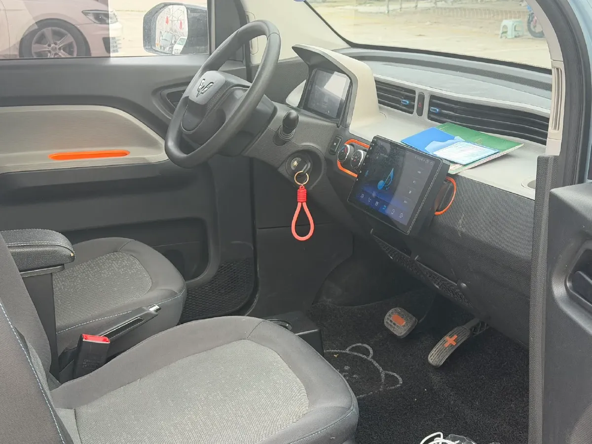 2021 WuLing HongGuang MINI EV BEV 9KWH,autocango,china used car exporter,china ev exporter,chinese used car exporter,chinese used ev exporter