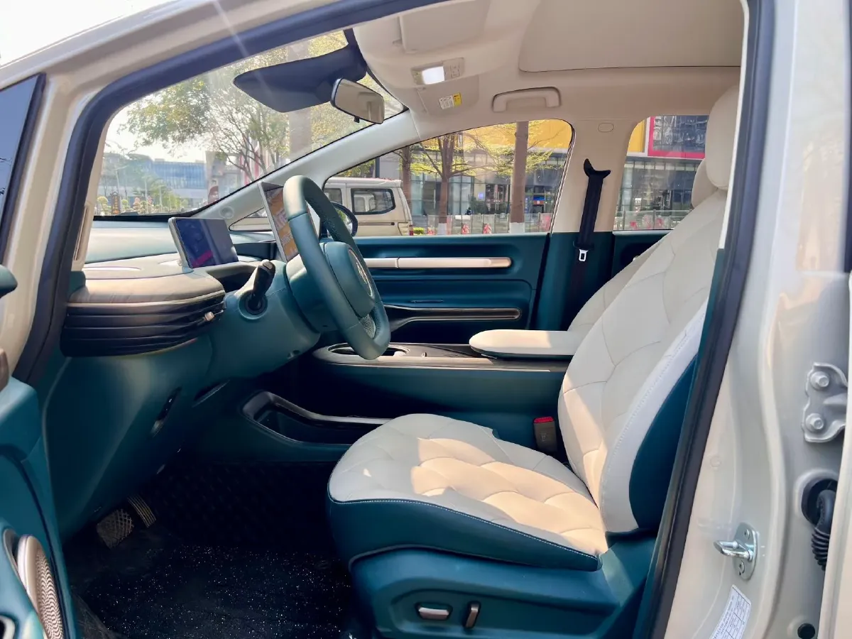 2023 BaoJun Cloud BEV 50.6KWH,autocango,china used car exporter,china ev exporter,chinese used car exporter,chinese used ev exporter