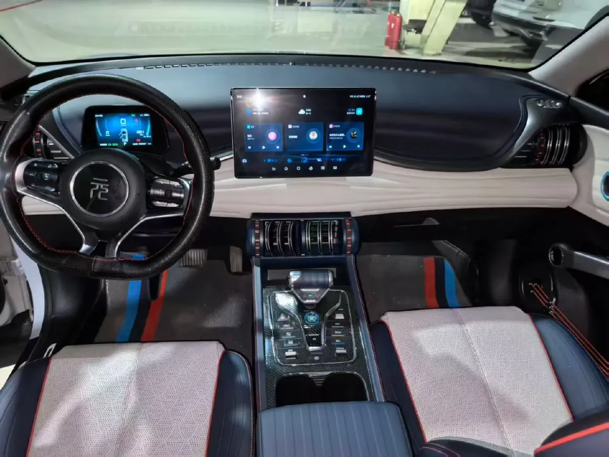 2022 Foton Grand General G7 2.0T 238HP L4 8AT,autocango,china used car exporter,china ev exporter,chinese used car exporter,chinese used ev exporter