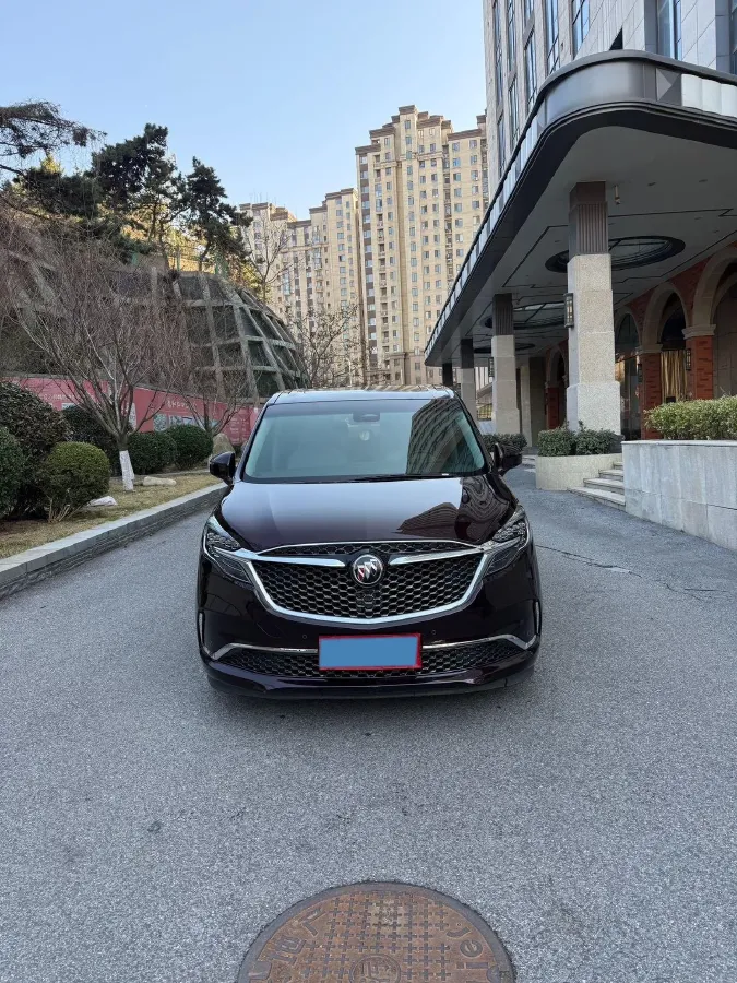 2022 Buick GL8 2.0T 237HP L4 9AT,autocango,china used car exporter,china ev exporter,chinese used car exporter,chinese used ev exporter